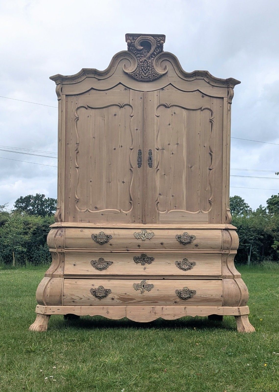 photo buy Huge 19thc Stripped Pine Dutch Linen Press On Bomb Base Delivery Available 0341.