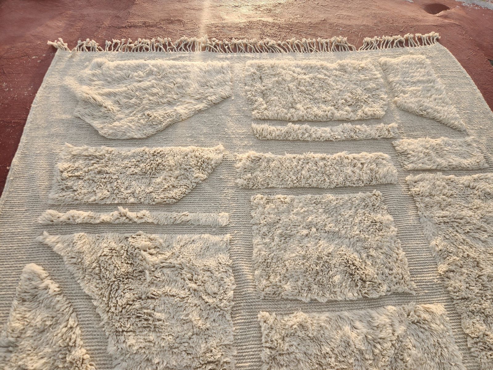 photo vintage Large Moroccan Beni Ourain Style Rug – Handmade Cream Geometric Wool Carpet