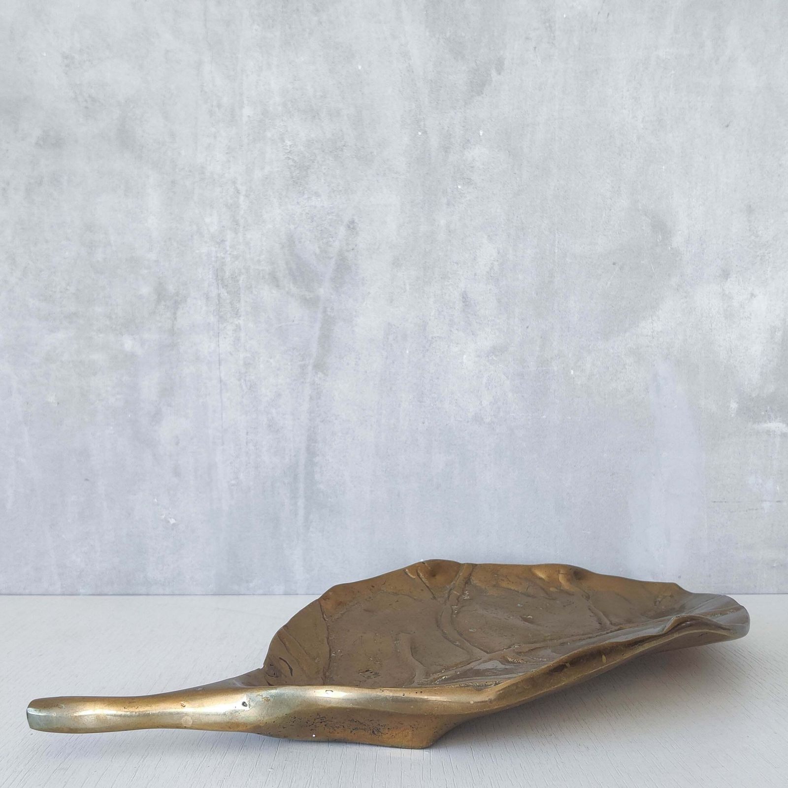 photo buy A David Marshall 1980s Brutalist Sand Cast Brass Large Sculptural Leaf Centrepiece