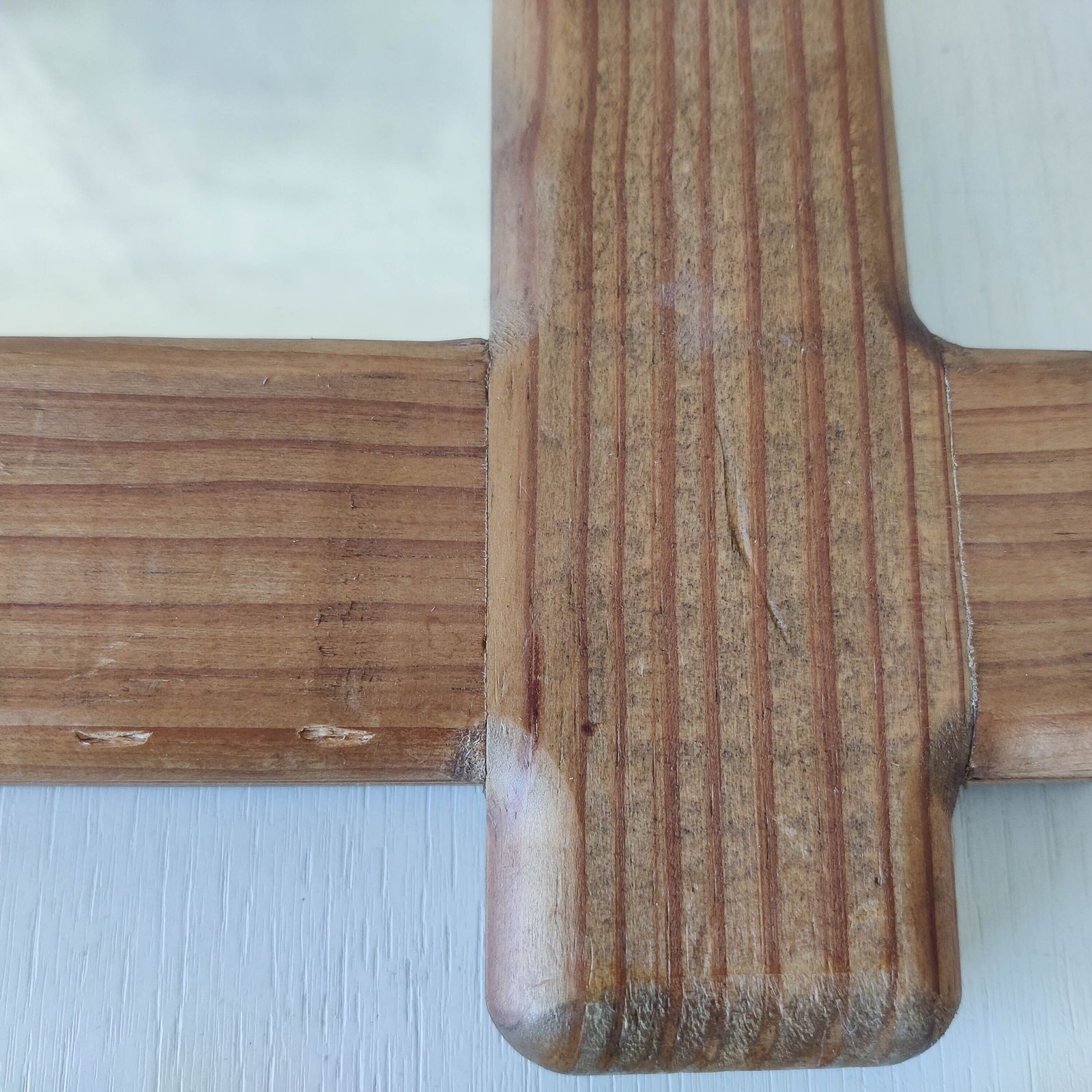 150.0 A Vintage Chunky Pine Cross Corner Oxford Frame Mirror With Knotted Rope photo