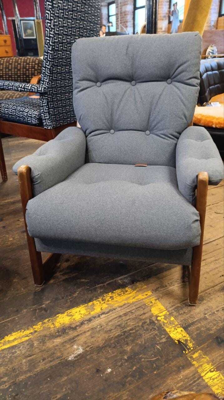 Cintique Easy Chair – Newly Upholstered (1950s) photo Furniture