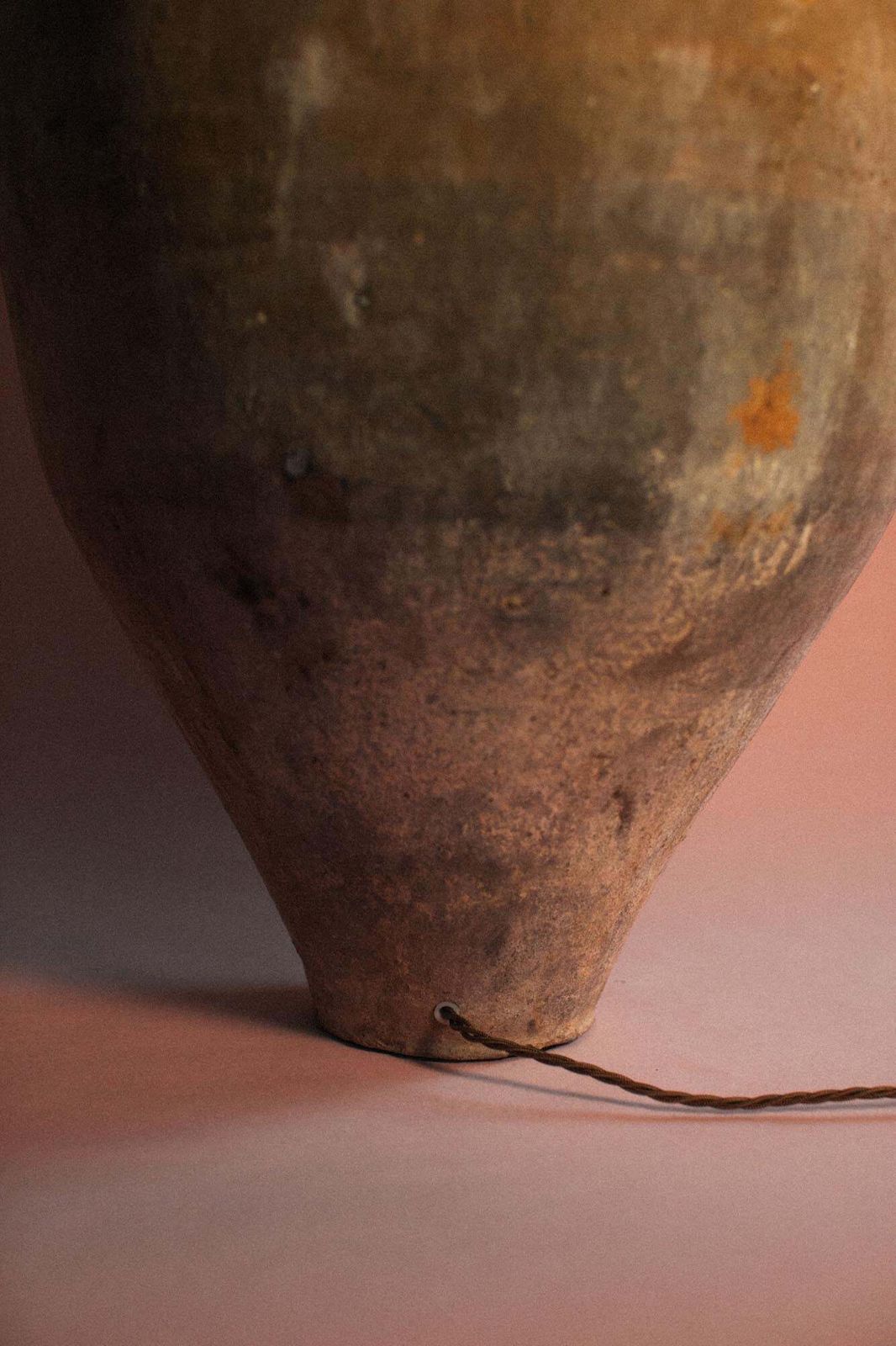 Grand Harvest Tapered Terracotta Lamp photo Verlichting