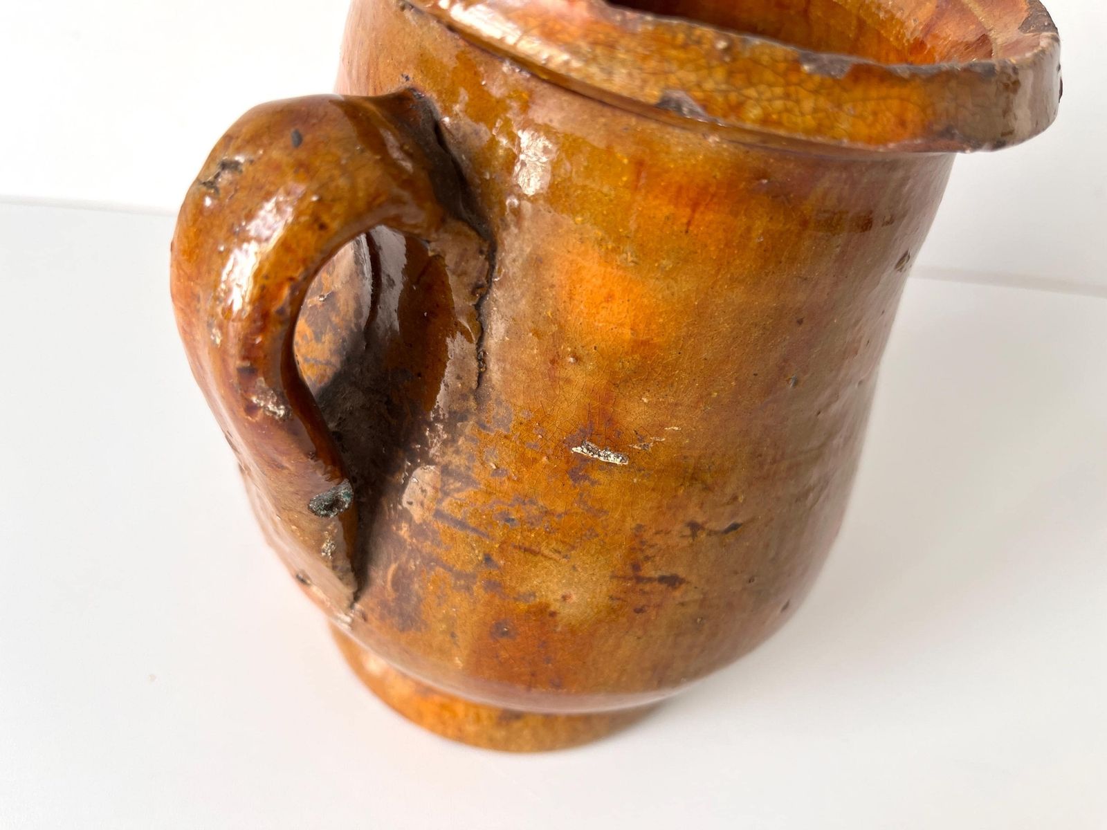 photo furniture Antieke Franse terracotta confituurpot, 19e eeuw, geglazuurde voorraadpot, keukendecoratie