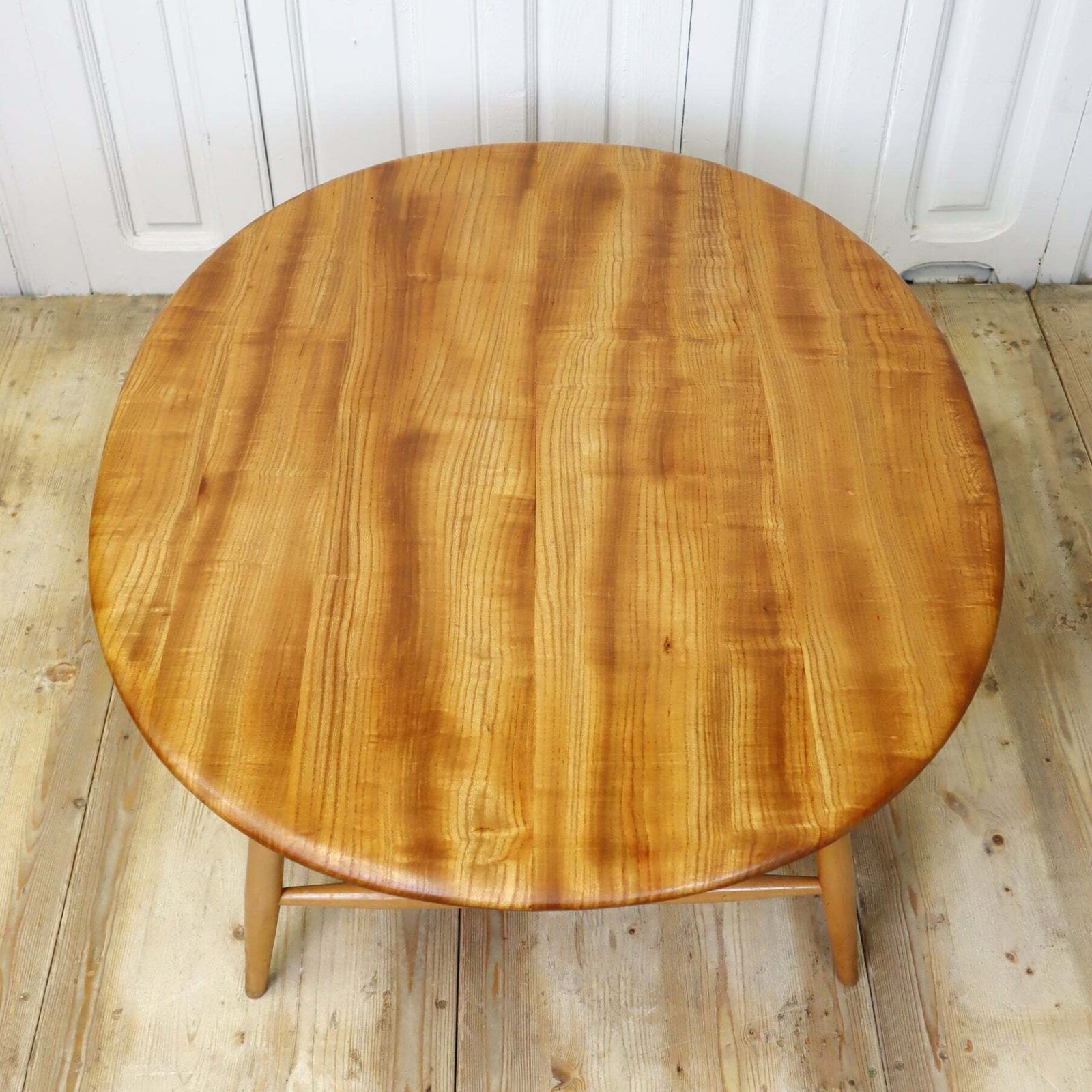 Vintage Ercol Oval Model 454 Coffee Supper Table photo 575.0