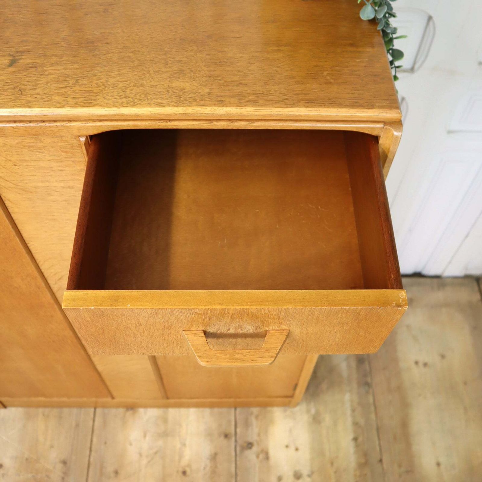 photo furniture Mid Century G Plan Brandon Gentleman's Compactum Wardrobe 0606a