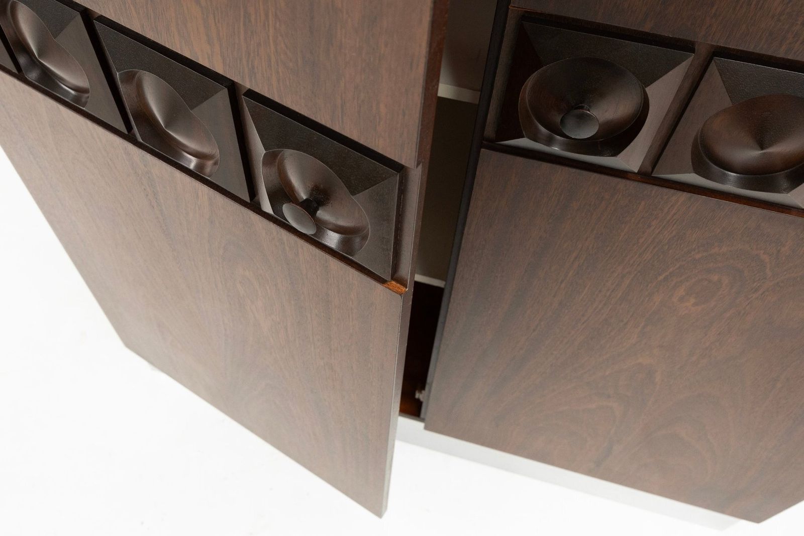 Brutalist Geometrical Bar Cabinet, Belgium, 1970s photo vinterior