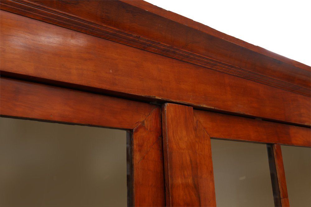 photo vinterior Antique William IV Style Walnut Display Cabinet, United Kingdom, 18th Century