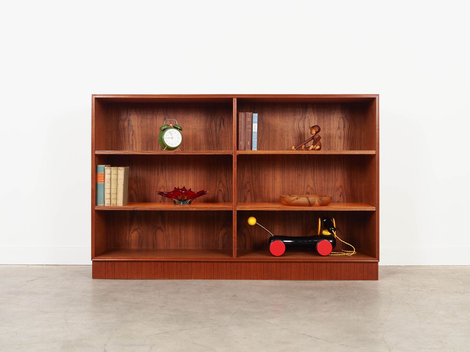 Teakhouten Boekenkast, Duits Design, Jaren 1970, Geproduceerd Door Rt Møbler photo furniture