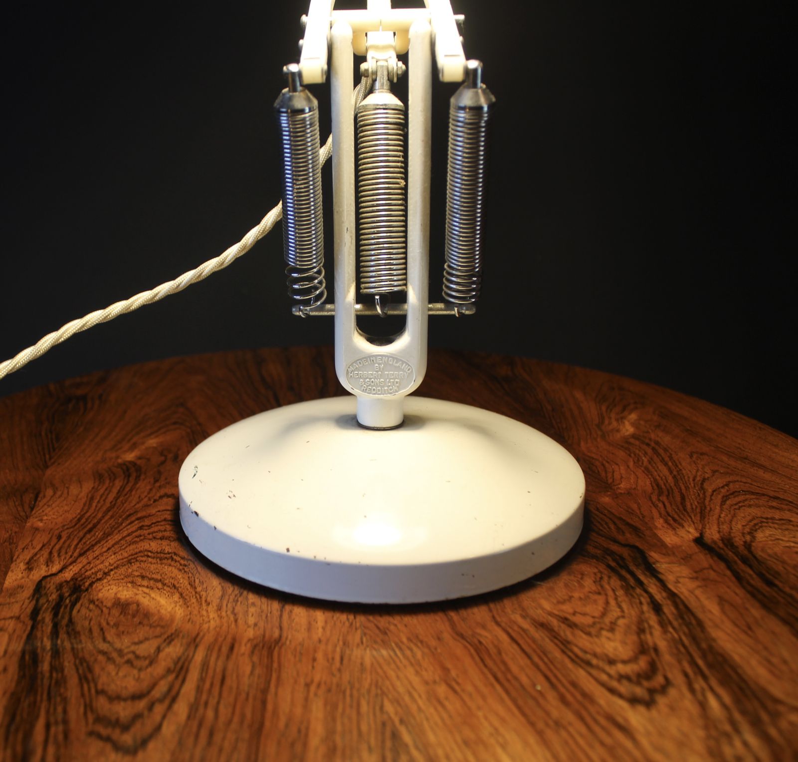 Herbert Terry Model 75 White Anglepoise Desk Lamp photo vinterior