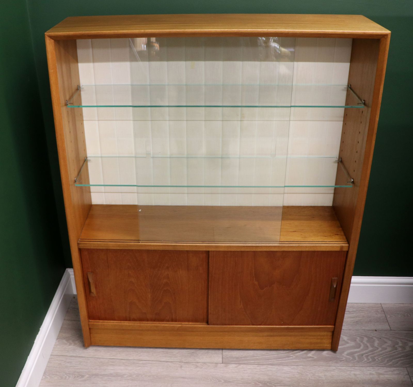 A Lovely & Very Usable Mid Century Bookcase Or Display Cabinet By The Renowned Maker Herbert Gibbs. photo for sale