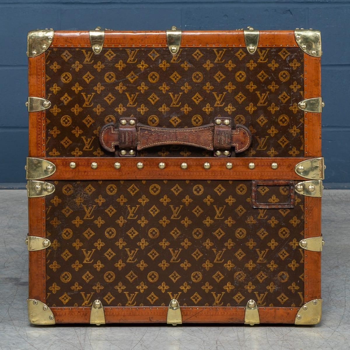 20th Century Louis Vuitton Wardrobe Trunk In Monogram Canvas, France C.1930 photo vintage