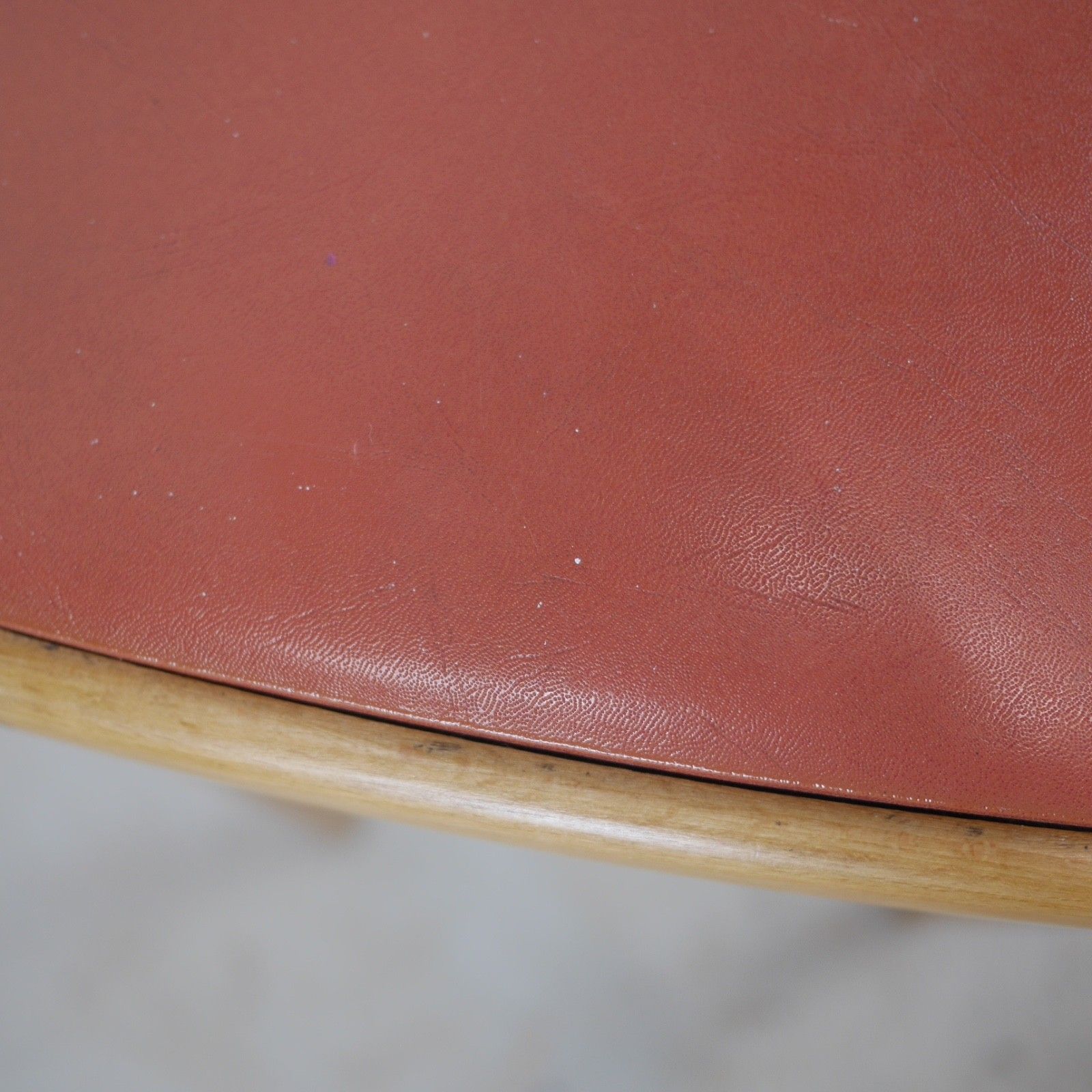 photo vinterior Vintage Mid Century 50s Beech & Leatherette Stool #103213