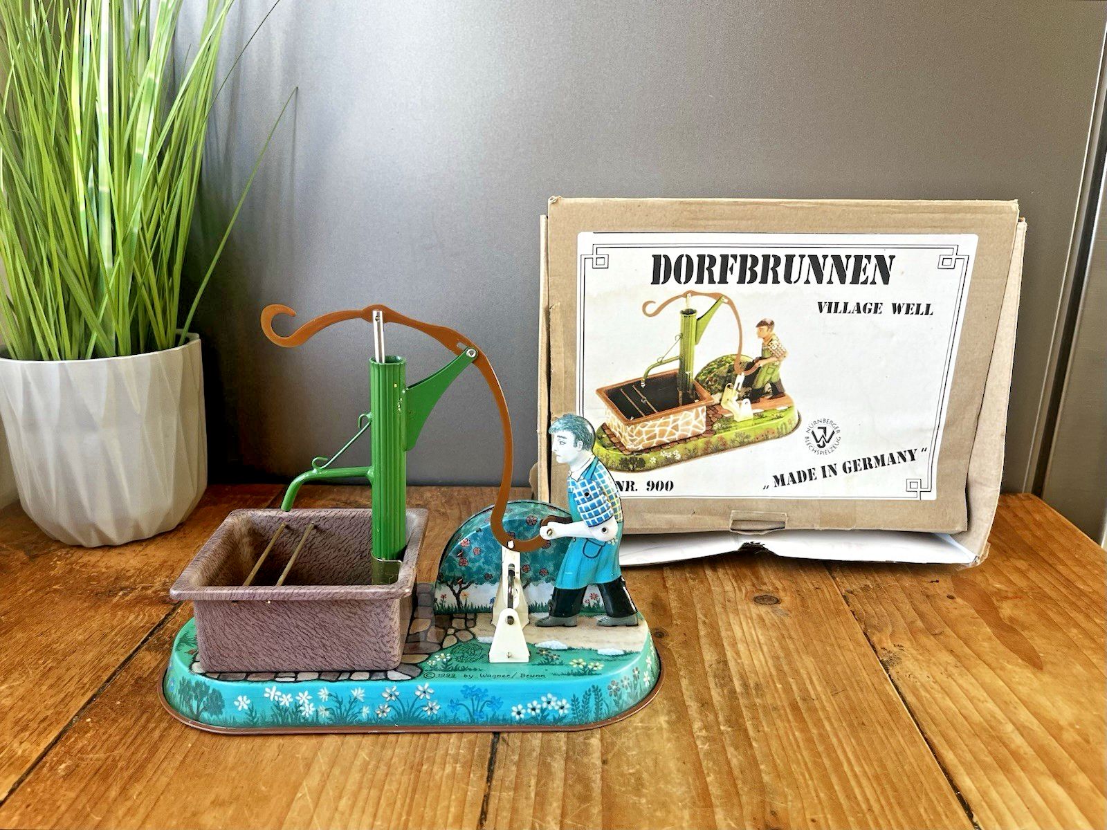 Home Decor Vintage 1999 Jw Wagner Brunn Village Well Pump German Tinplate Tin Toy Box & Key photo