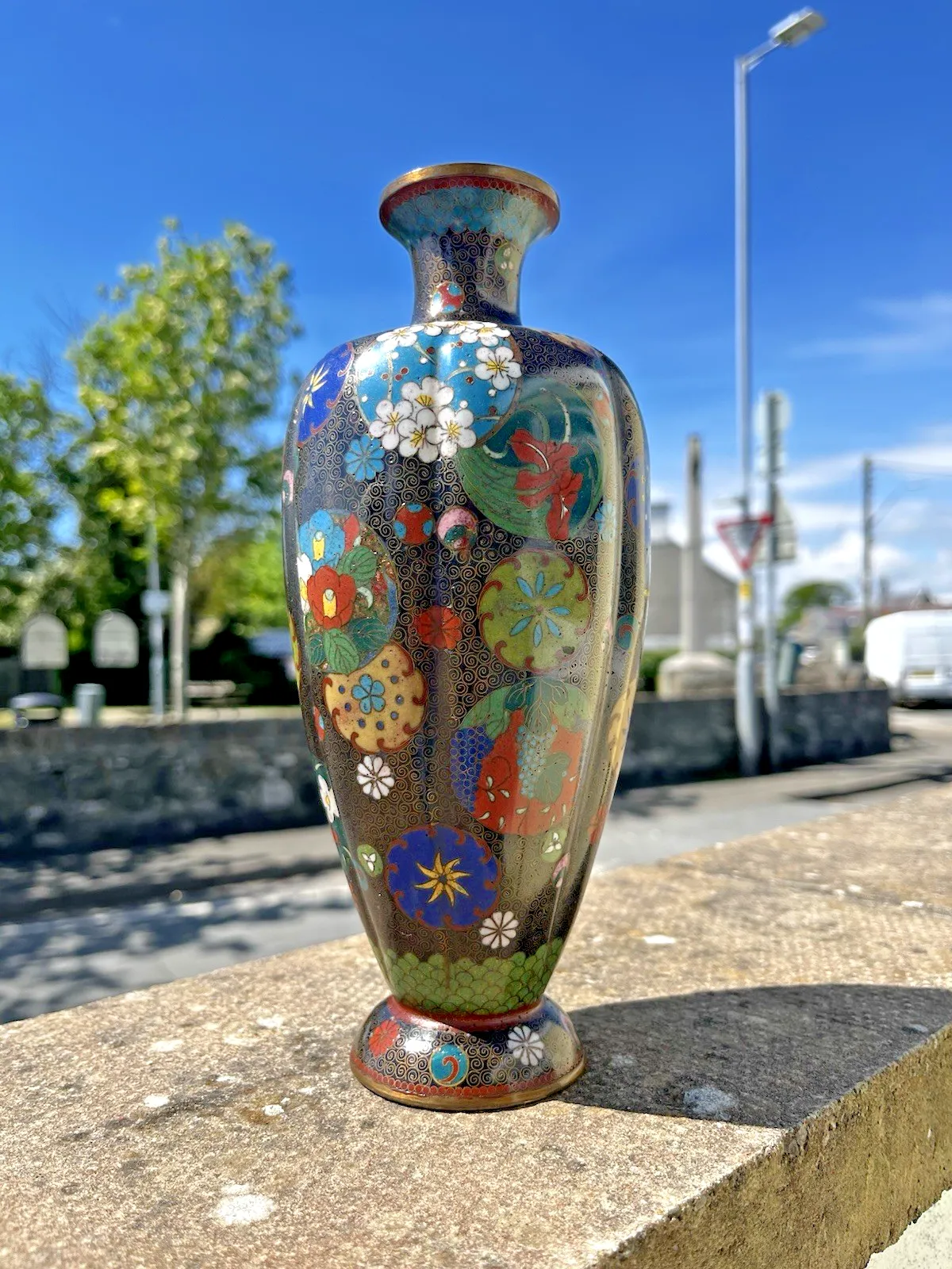 Antique Japanese Meiji Period Cloisonne Enamel Floral 8 Lobed Vase T. Komajiro