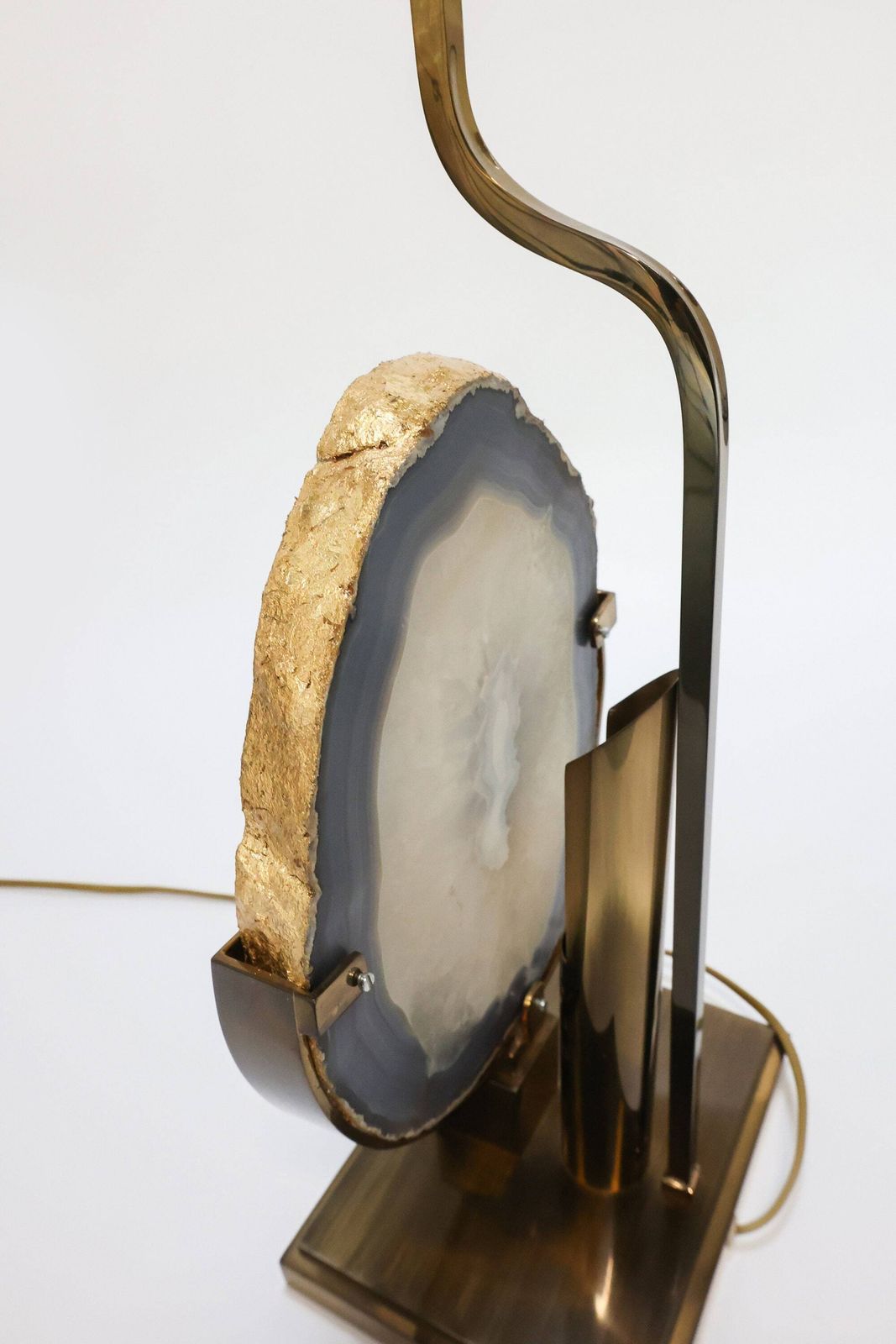 Vintage tafellamp met agaatsteen en vergulde details, toegeschreven aan Will Daro photo buy