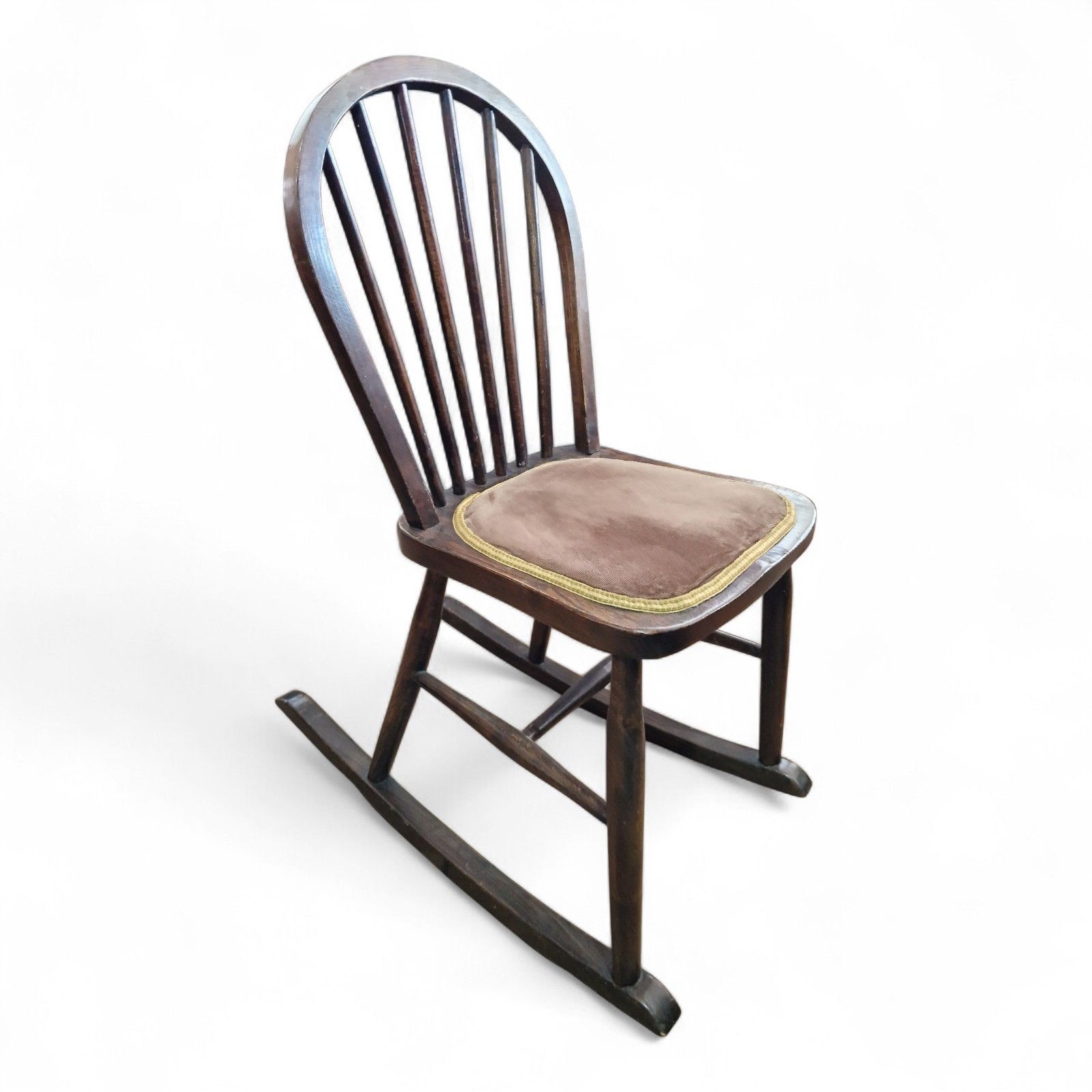 photo furniture Vintage Oak Rocking Chair Spindle Back Farmhouse Country Cottage Rocker