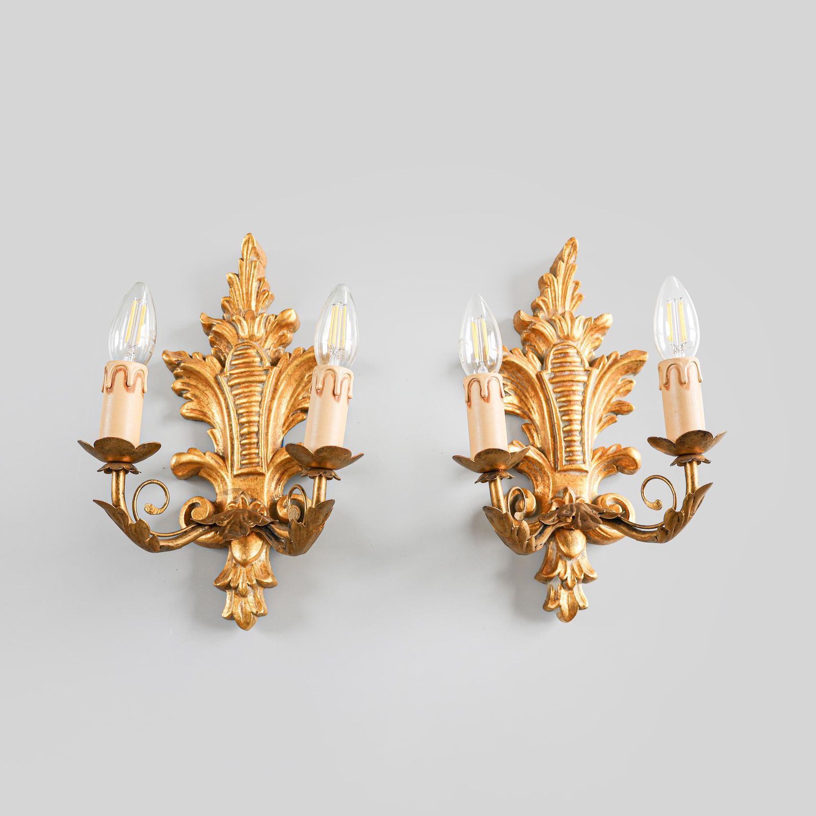Pair Of Gilt Wood Florentine Wall Lamps, 1960s, Italy.