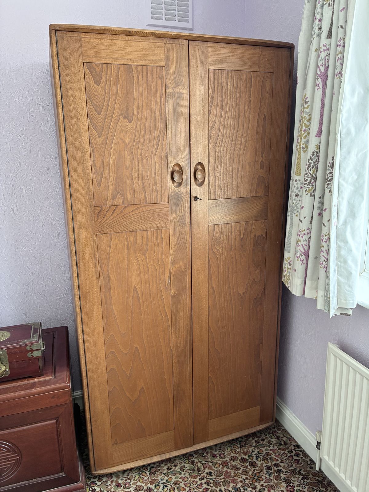 Ercol Windsor Double Wardrobe With Key