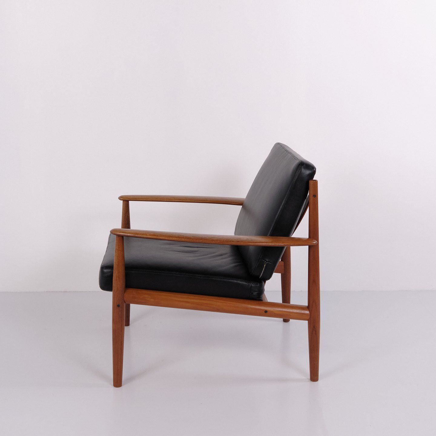 Armchair By Grete Jalk For France & Søn In Teak And Black Leather, 1960s photo furniture