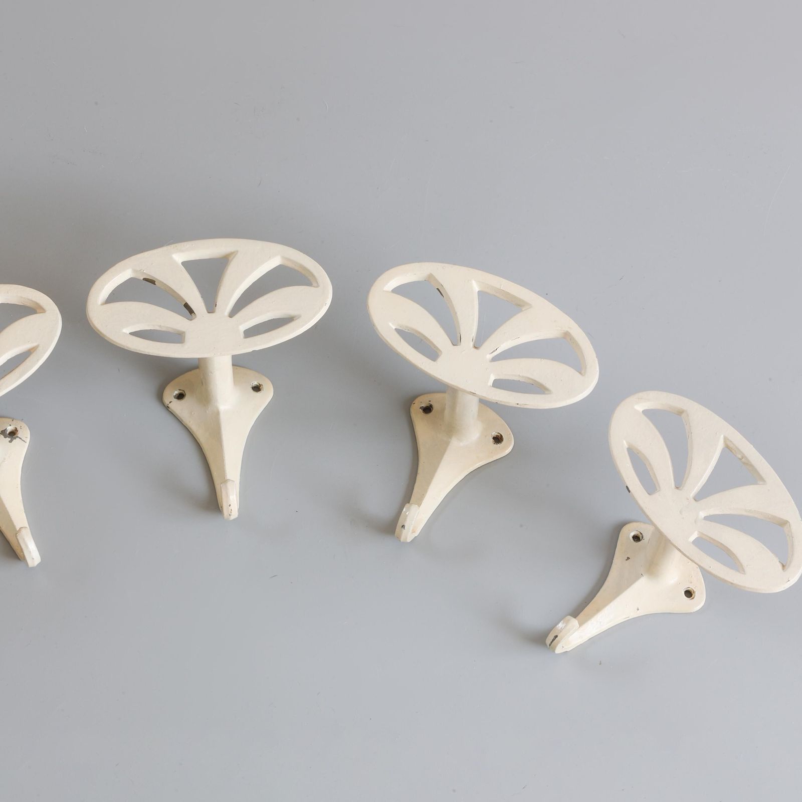 Art Deco Gietijzeren Kapstokhaakjes, Set Van 4, Jaren 1930–1940