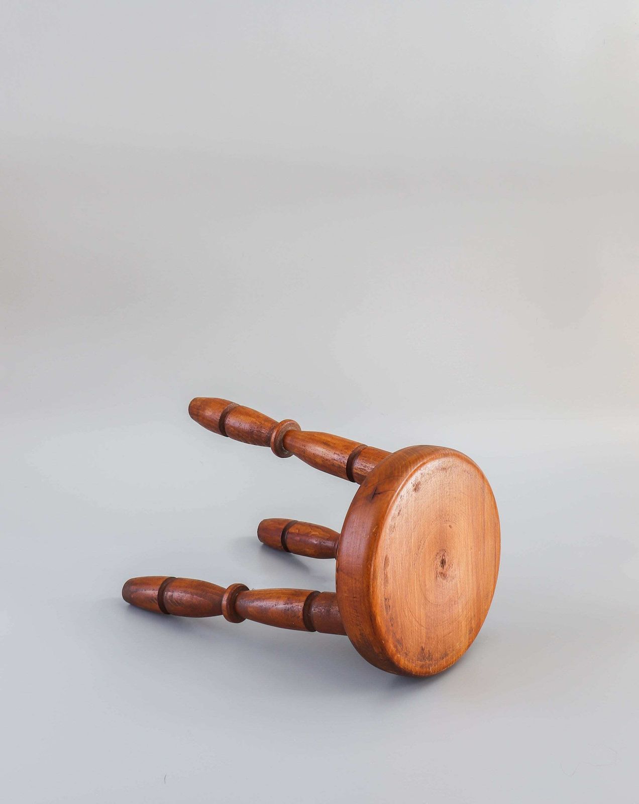 Tabouret rustique de traite, support pour plantes photo Mobilier