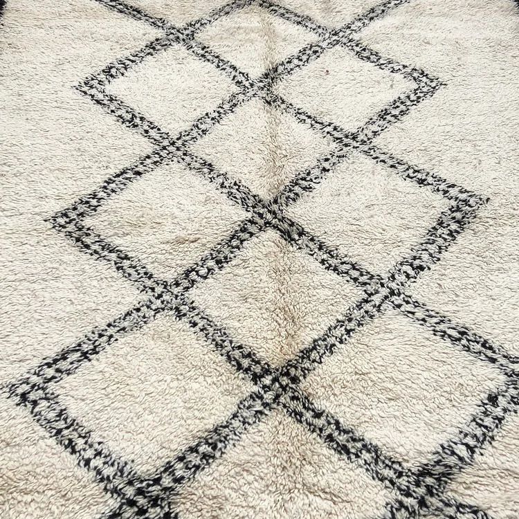 Maroc Tribal Large Vintage Beni Ouarain Berber Carpet photo furniture