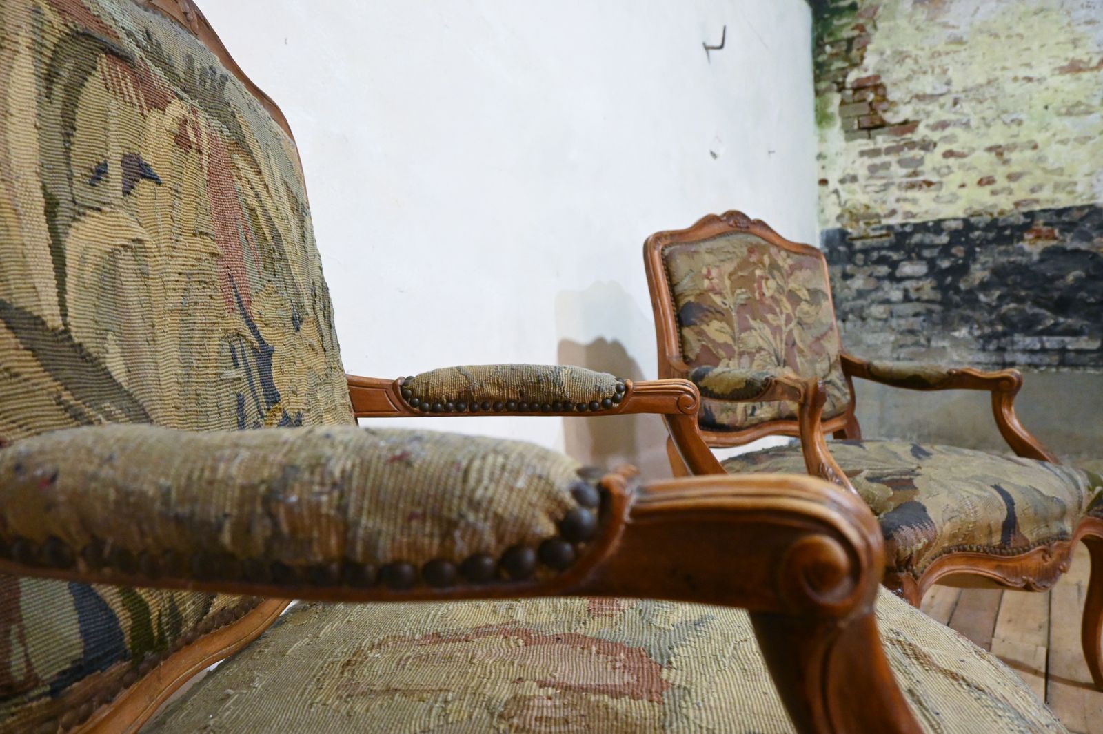 A Pair 19th Century French Louis XV Fauteuils Open Armchairs  Aubusson Tapestry photo buy