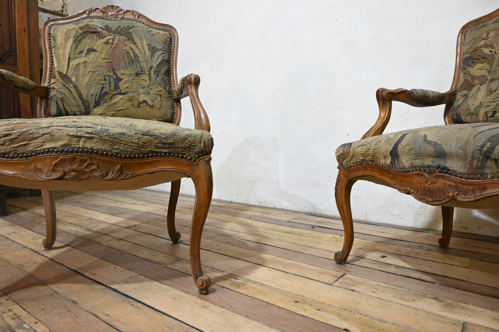 photo furniture A Pair 19th Century French Louis XV Fauteuils Open Armchairs  Aubusson Tapestry