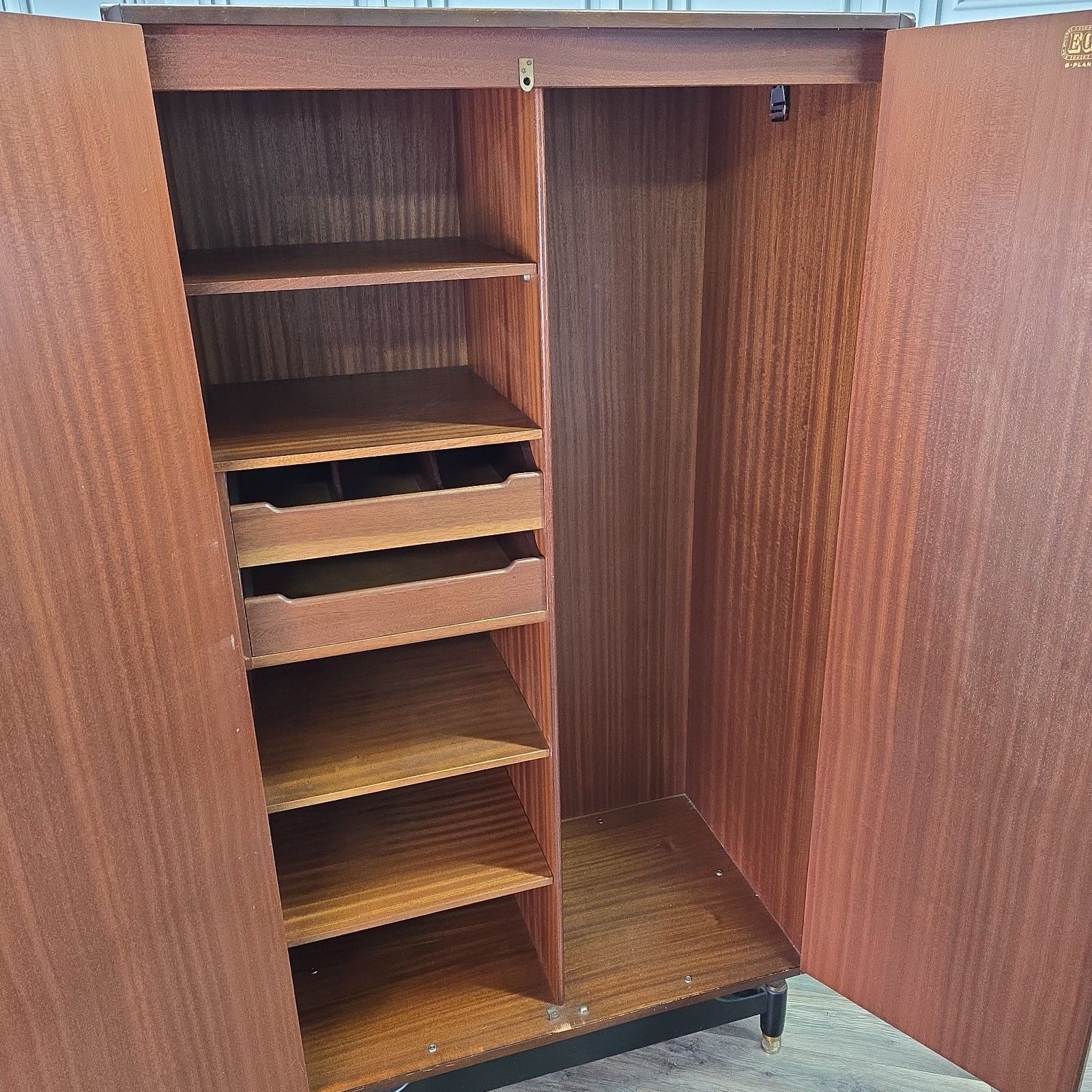 photo vinterior Vintage G Plan Wardrobe Tola & Black Mid Century Compactrobe Retro Mcm Tallboy