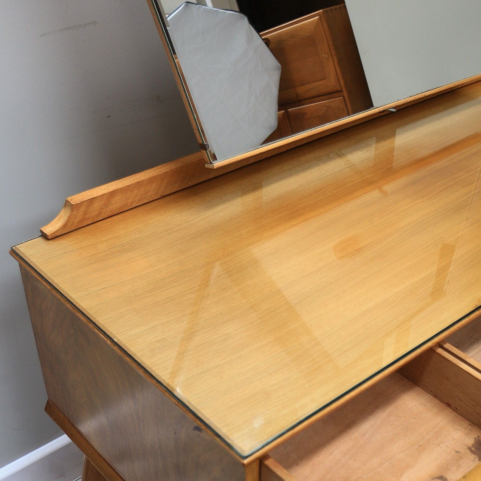 photo buy Alfred Cox Mid Century Dressing Table In Walnut 1960s With Three Mirrors