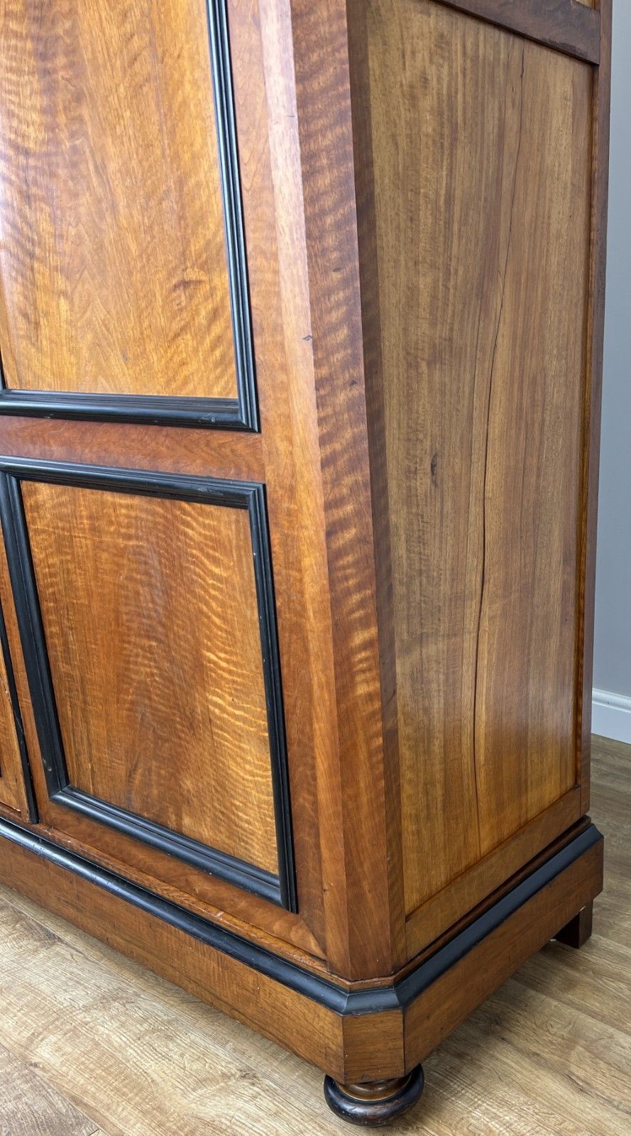 photo vinterior Wardrobe Antique French Style Walnut Two Door Carved Armoire Cabinet Lot 6132