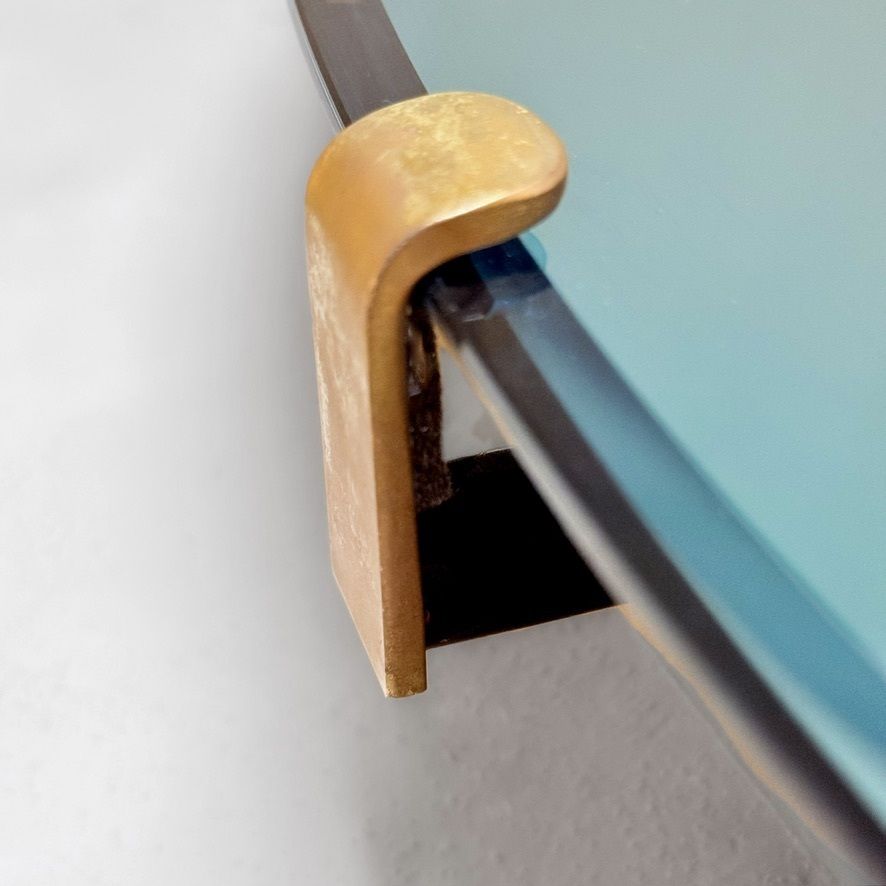 Grand miroir mural contemporain italien concave et incurvé, bleu photo furniture