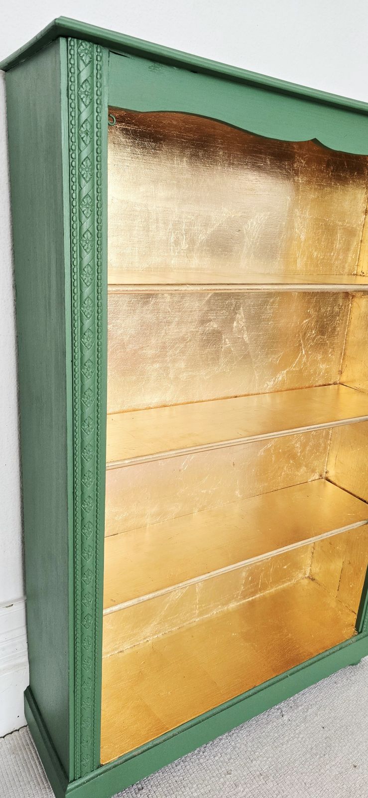 Antique Oak Painted Bookcase, Green And Gold Leaf. photo vinterior