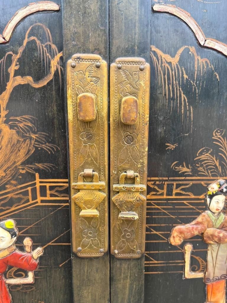 Vintage Chinese Black Lacquer With Oriental Figures Cocktail Bar Drinks Cabinet photo 250.0
