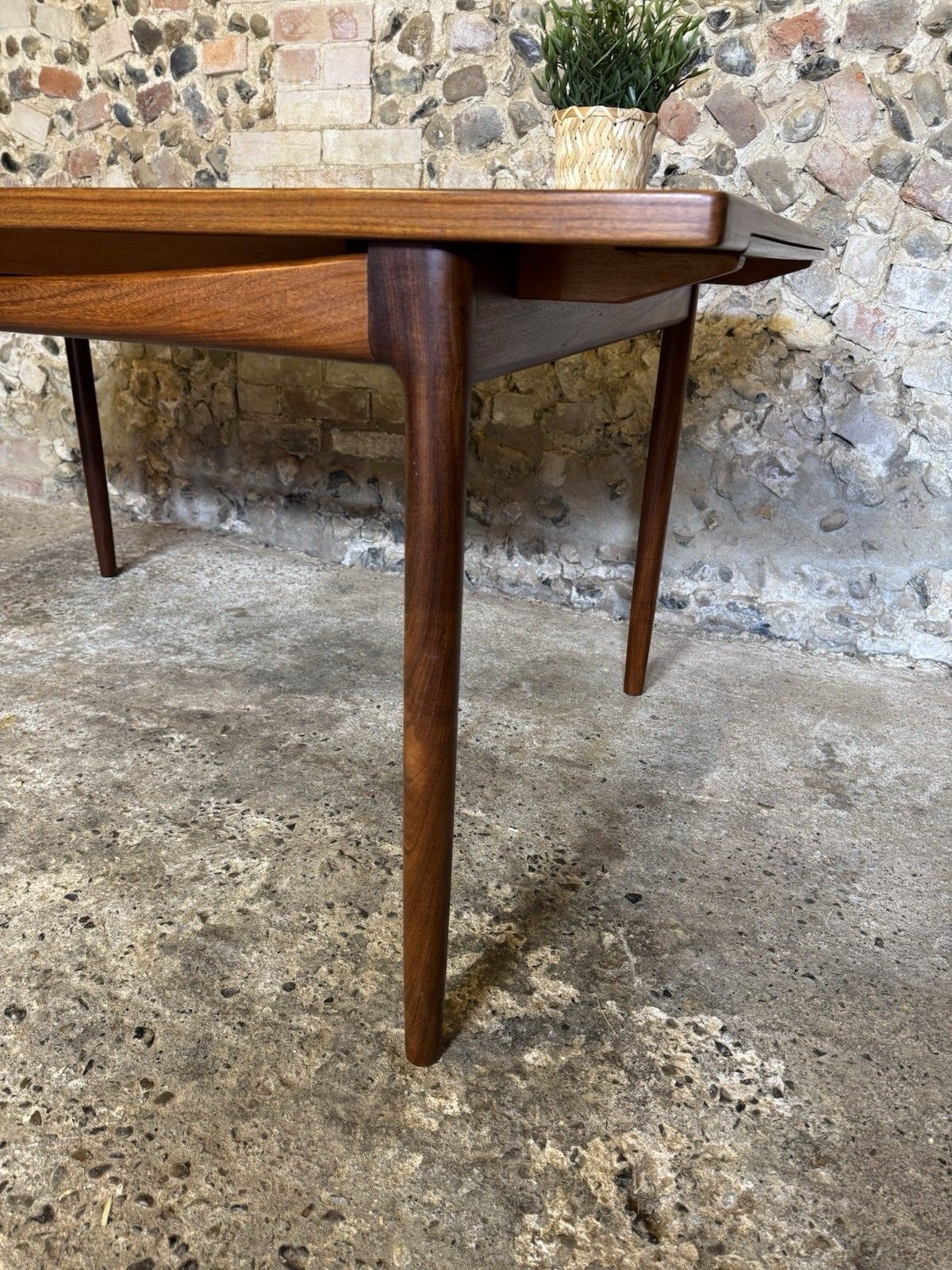 🚛 Vintage Mid Century G Plan Danish Design Teak Dining Table By Ib Kofod Larsen photo 995.0