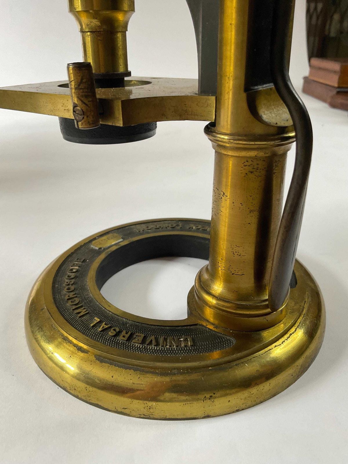 photo vinterior Universal Microscope By Smith, Beck & Beck, 1862, Complete In Original Fitted Mahogany Case