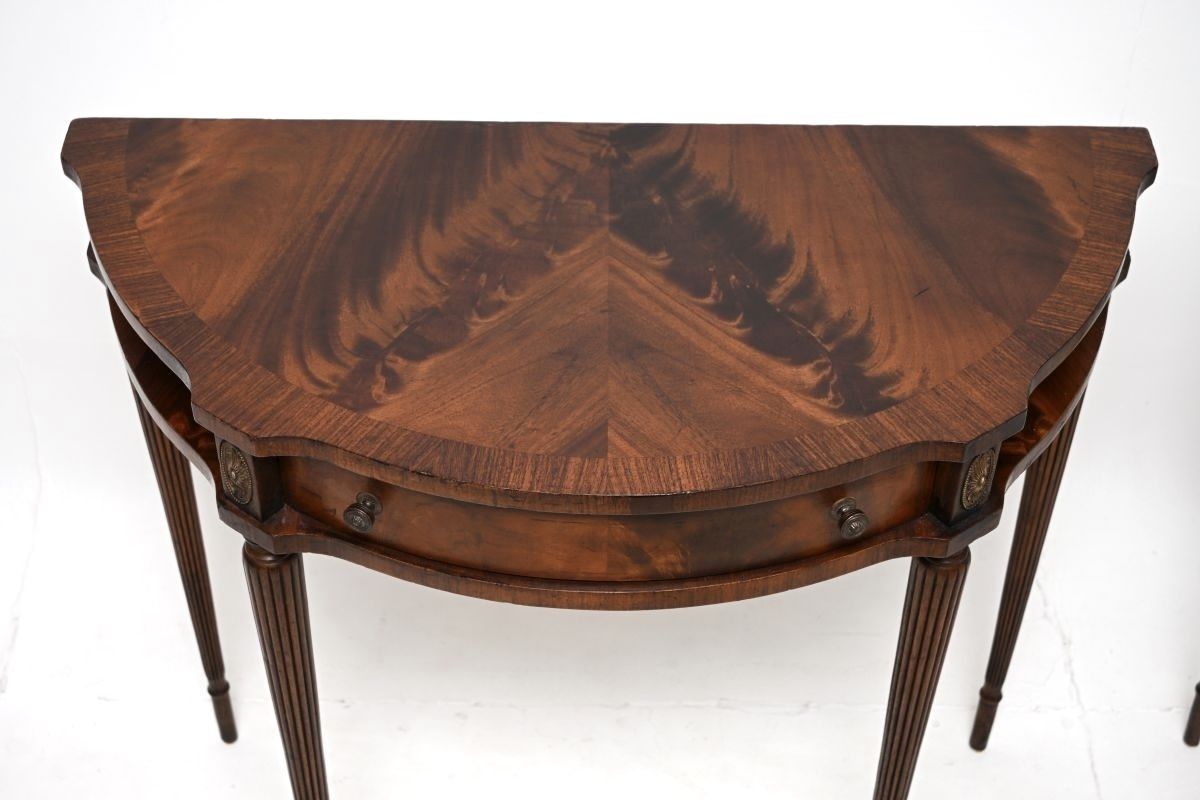 photo furniture Pair Of Antique Mahogany Regency Style Console Tables