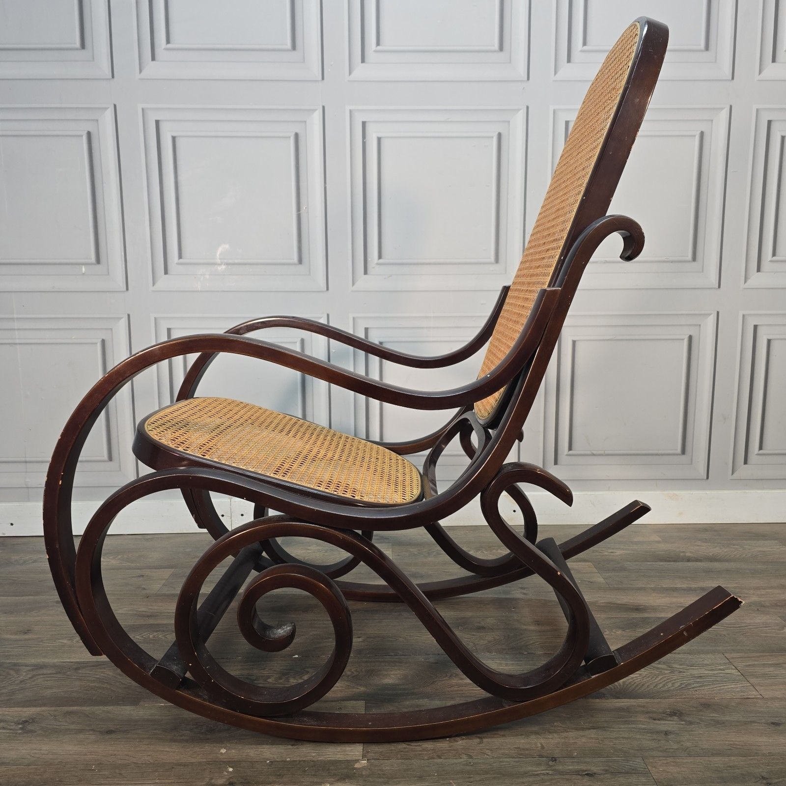 210.0 Vintage Bentwood Rocking Chair Cane Seat Back Thonet Style Armchair Mcm Retro photo