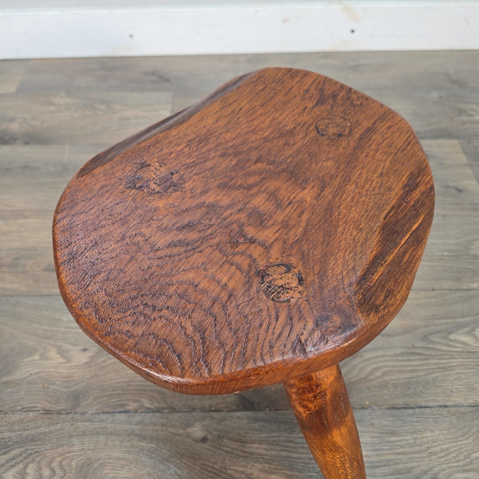Antique Elm Milking Stool Wooden Rustic Country Farmhouse Three Leg Foot Stool photo furniture