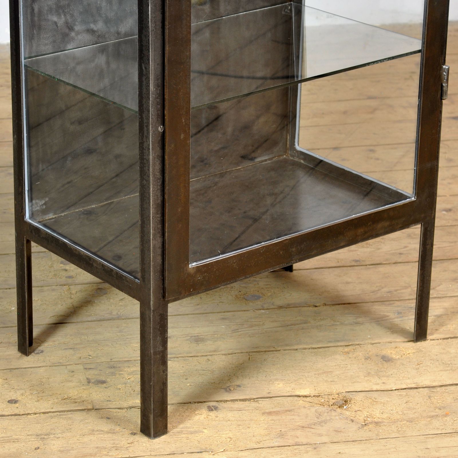 Polished Iron Medicine Cabinet, 1920s photo vinterior