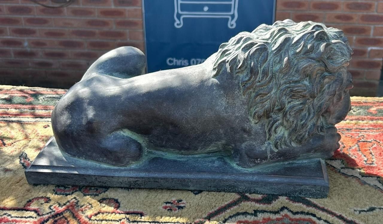 Antique Style Bronze Stone Lion Garden Interior Sculpture Or Pillar Cap photo Garden Decor