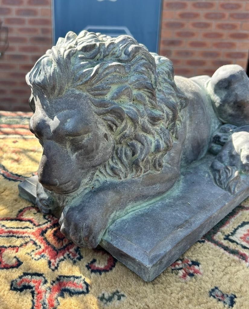 Antique Style Bronze Stone Lion Garden Interior Sculpture Or Pillar Cap photo vintage