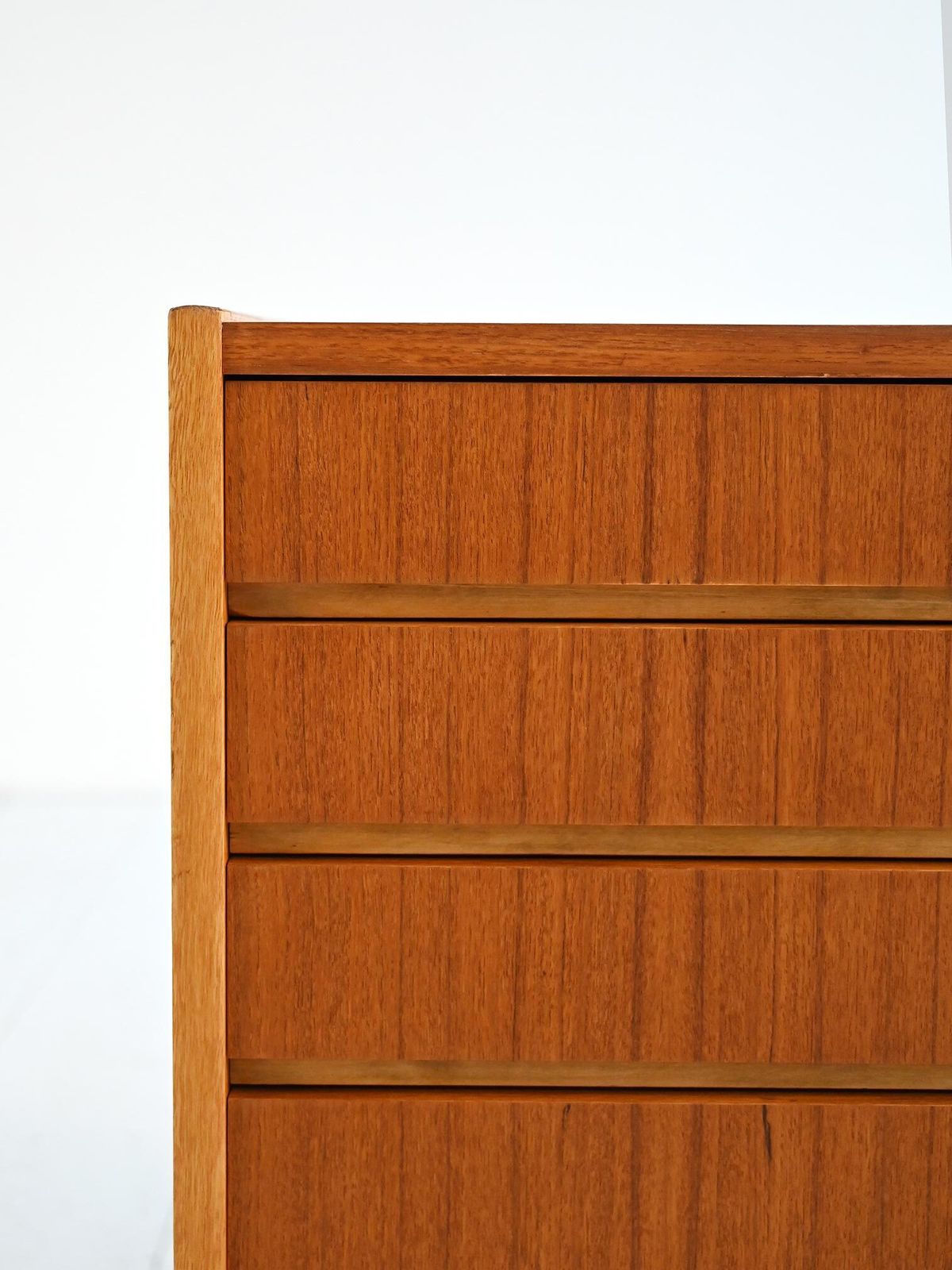 Scandinavisch teakhouten dressoir met uitschuifbaar bureau, ca. jaren 1960 photo buy