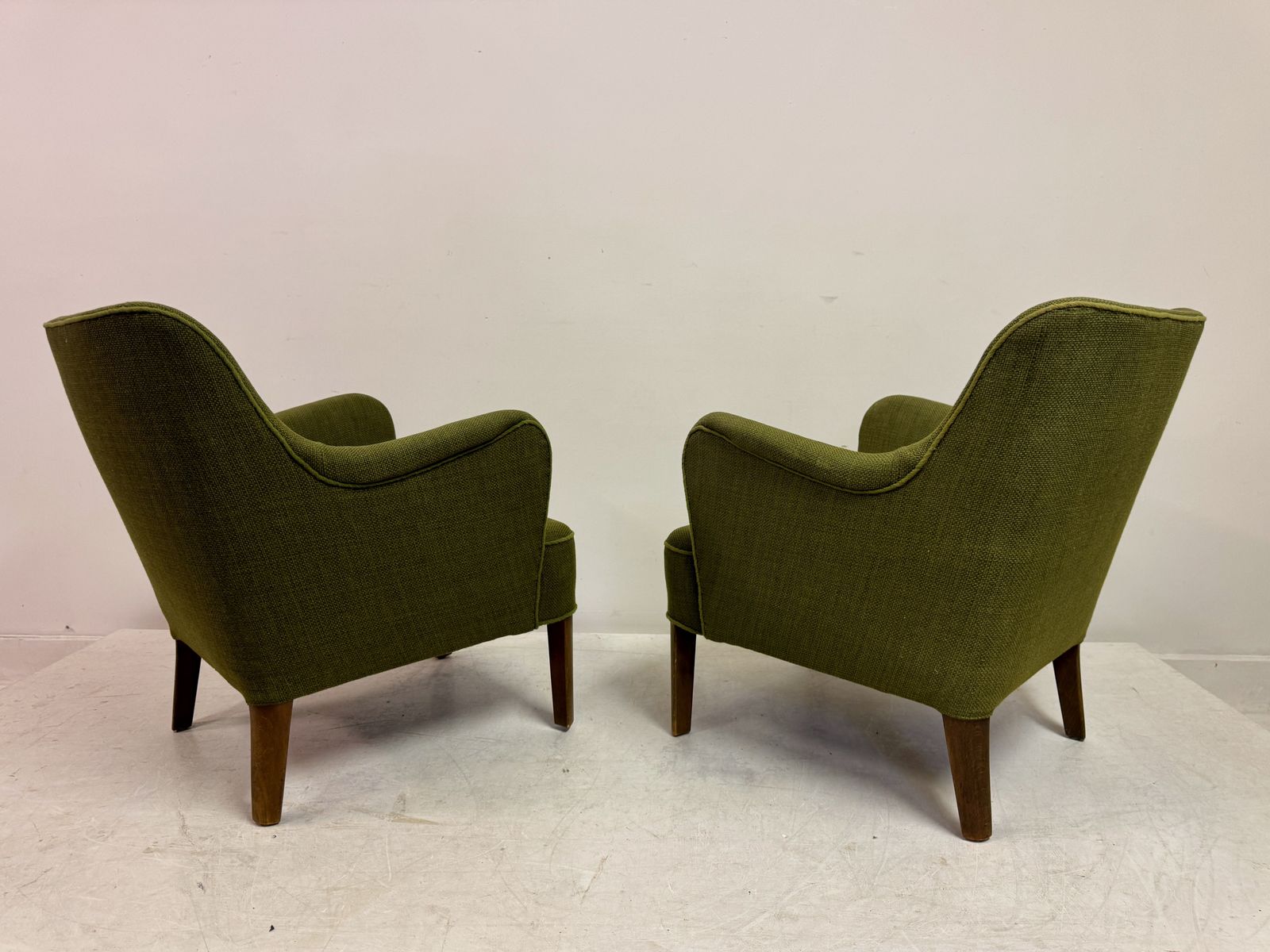 photo for sale Pair Of Model 1748 Armchairs By Peter Hvidt For Fritz Hansen, Denmark, Circa 1950s