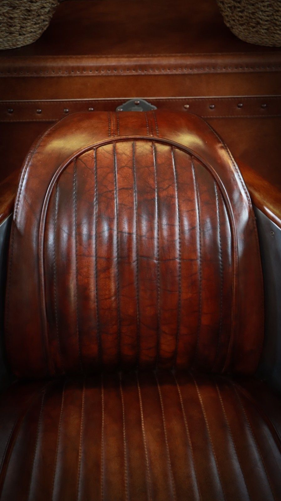 2800.0 Stunning Timothy Oulton Aviator Tomcat Club Armchair In Buck'dn Brok'n Leather🚚 photo
