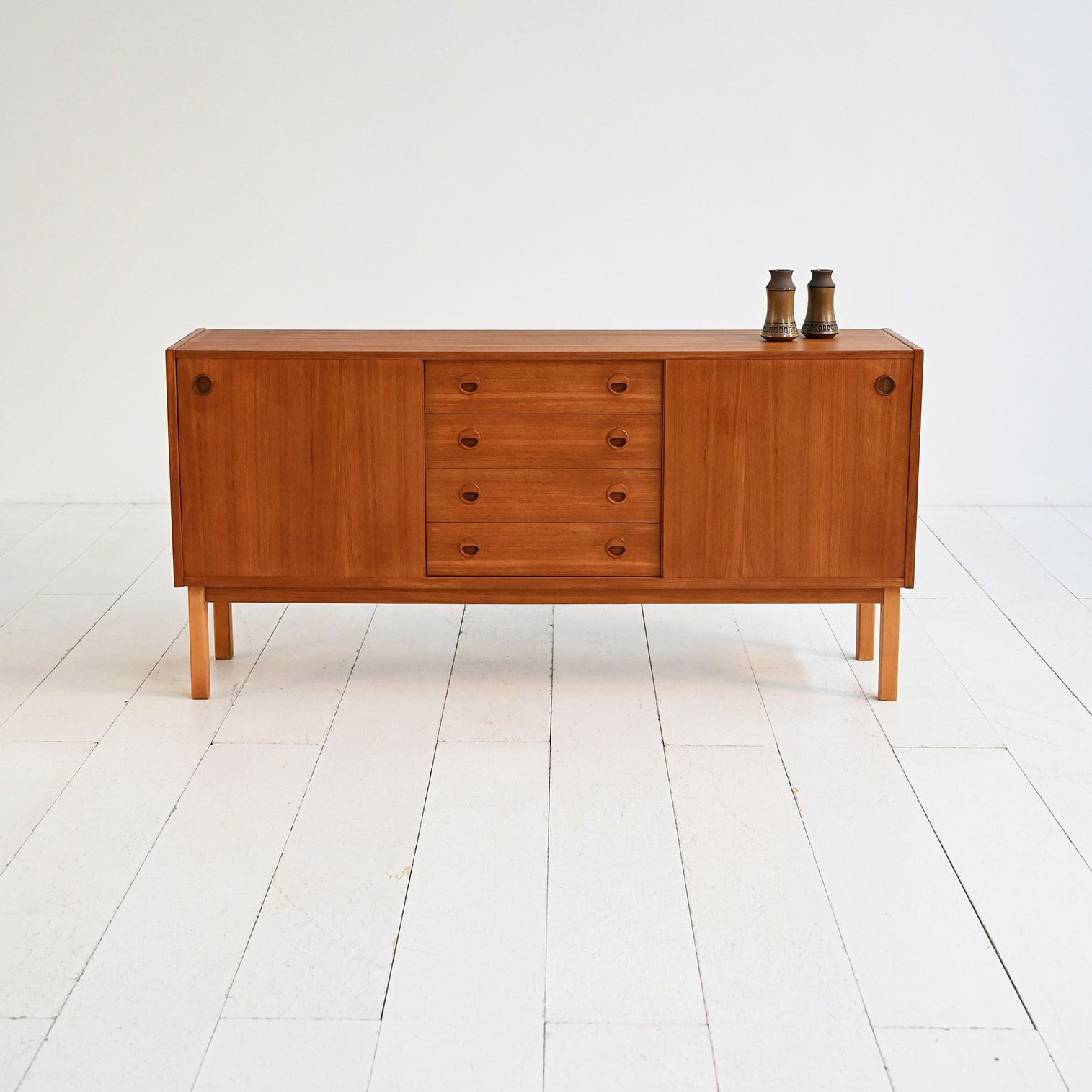 Scandinavisch Teakhouten Dressoir, Ca. Jaren 1960