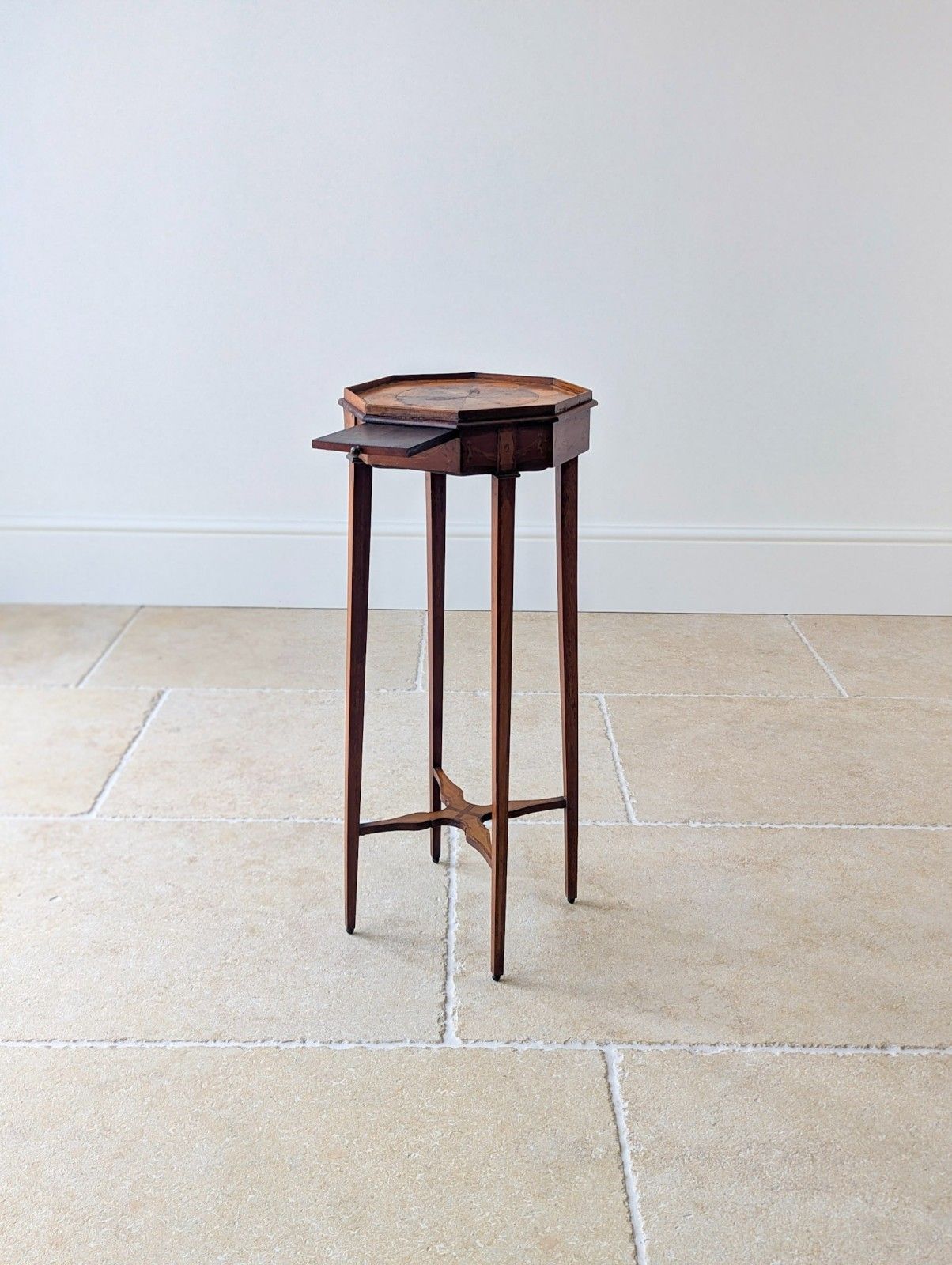 Furniture Antique Georgian Mahogany Octagonal Sheraton Urn Stand C.1780 photo