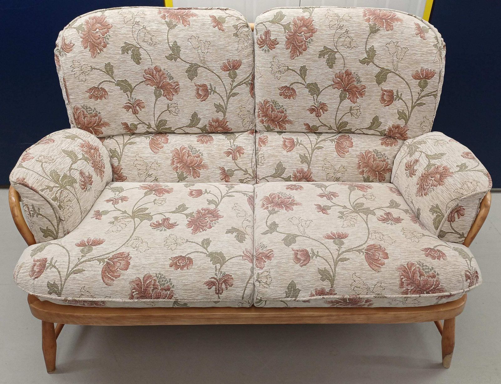 Ercol 952/2 Salisbury (Jubilee) 2 Seat Sofa / Settee Blonde