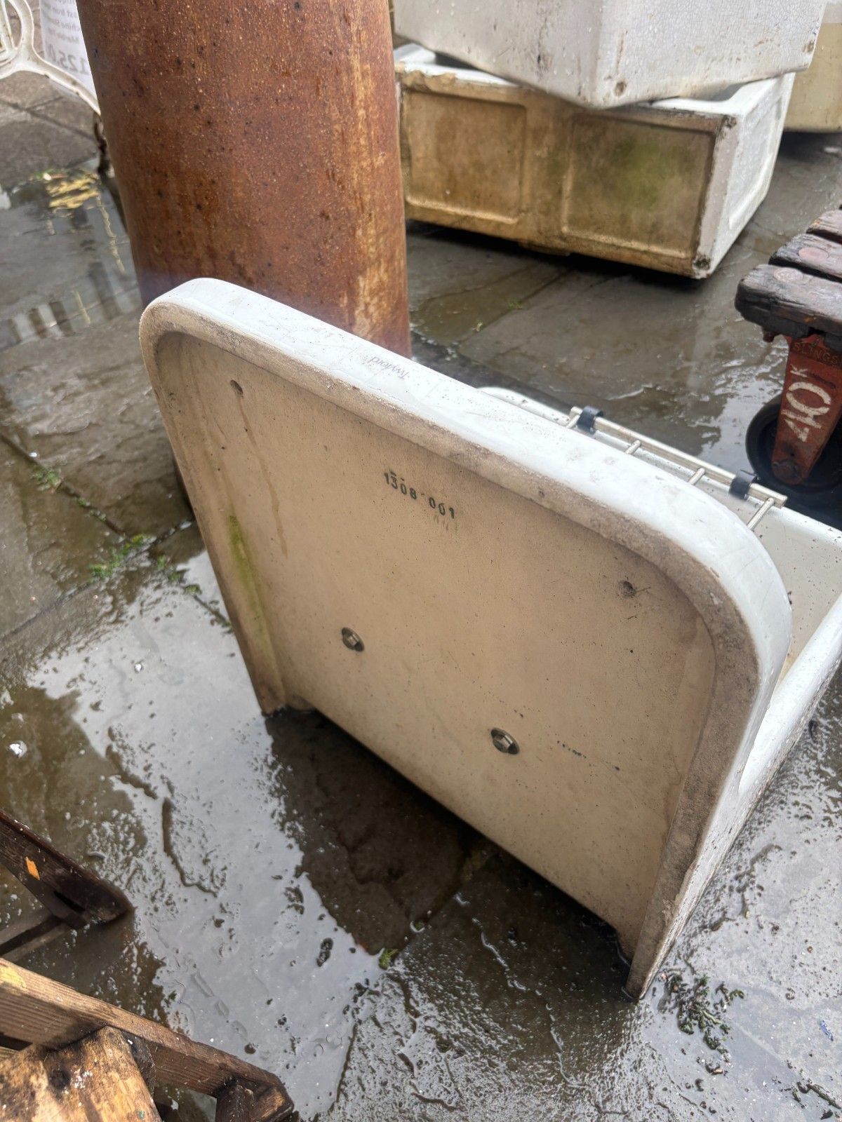Vintage Twyford Sola Fireclay White Cleaner Sink With Grate photo buy