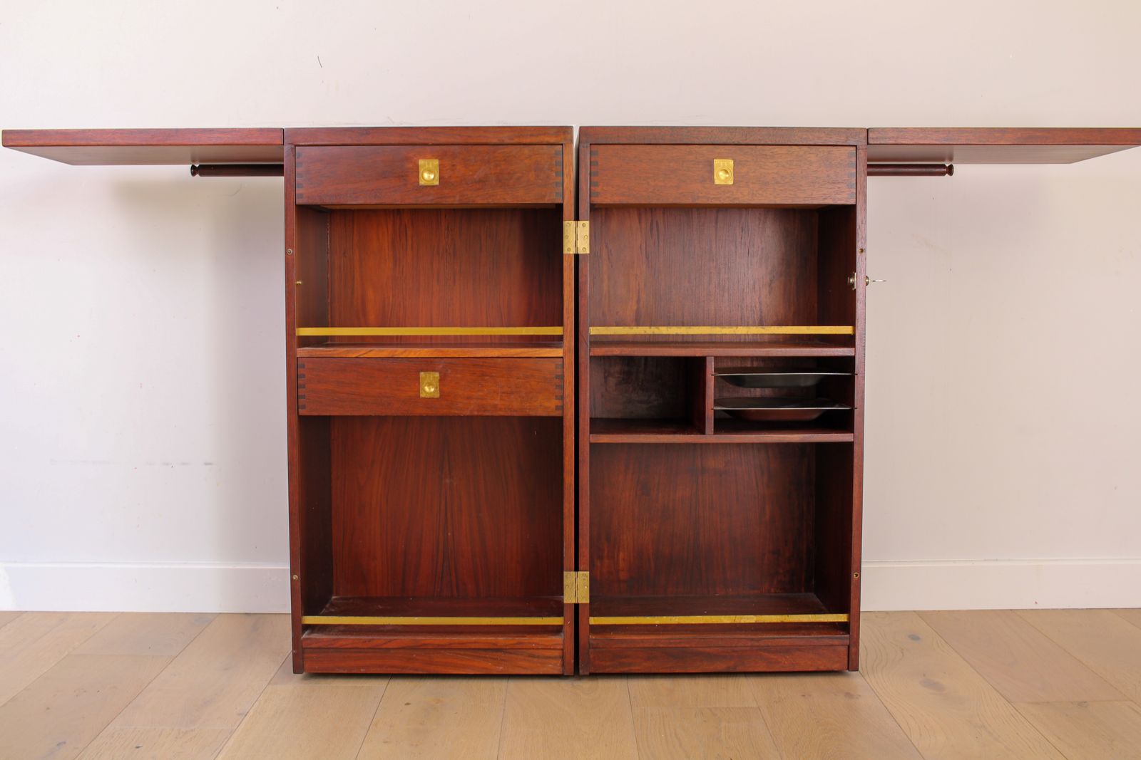 A Vintage Mid Century Drylund 7712 Captains Bar Crafted In Rosewood photo furniture